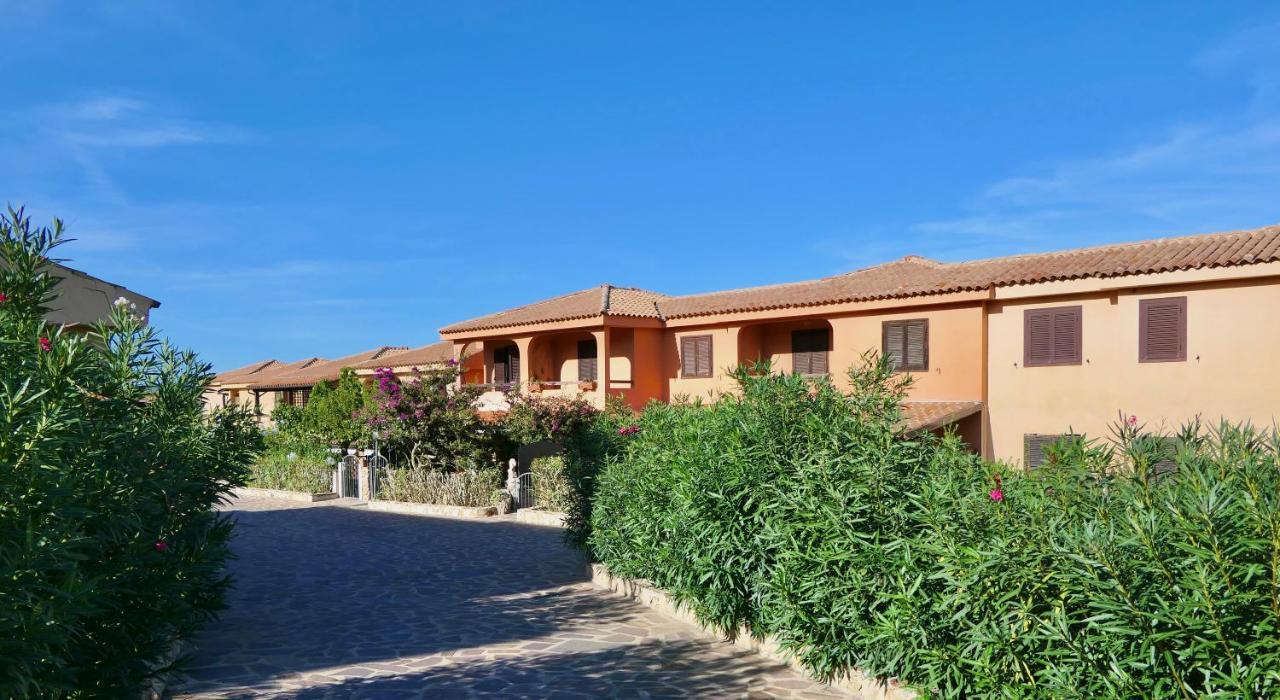 Residence A Golfo Di Marinella A 450 Mt Dal Mare Екстериор снимка