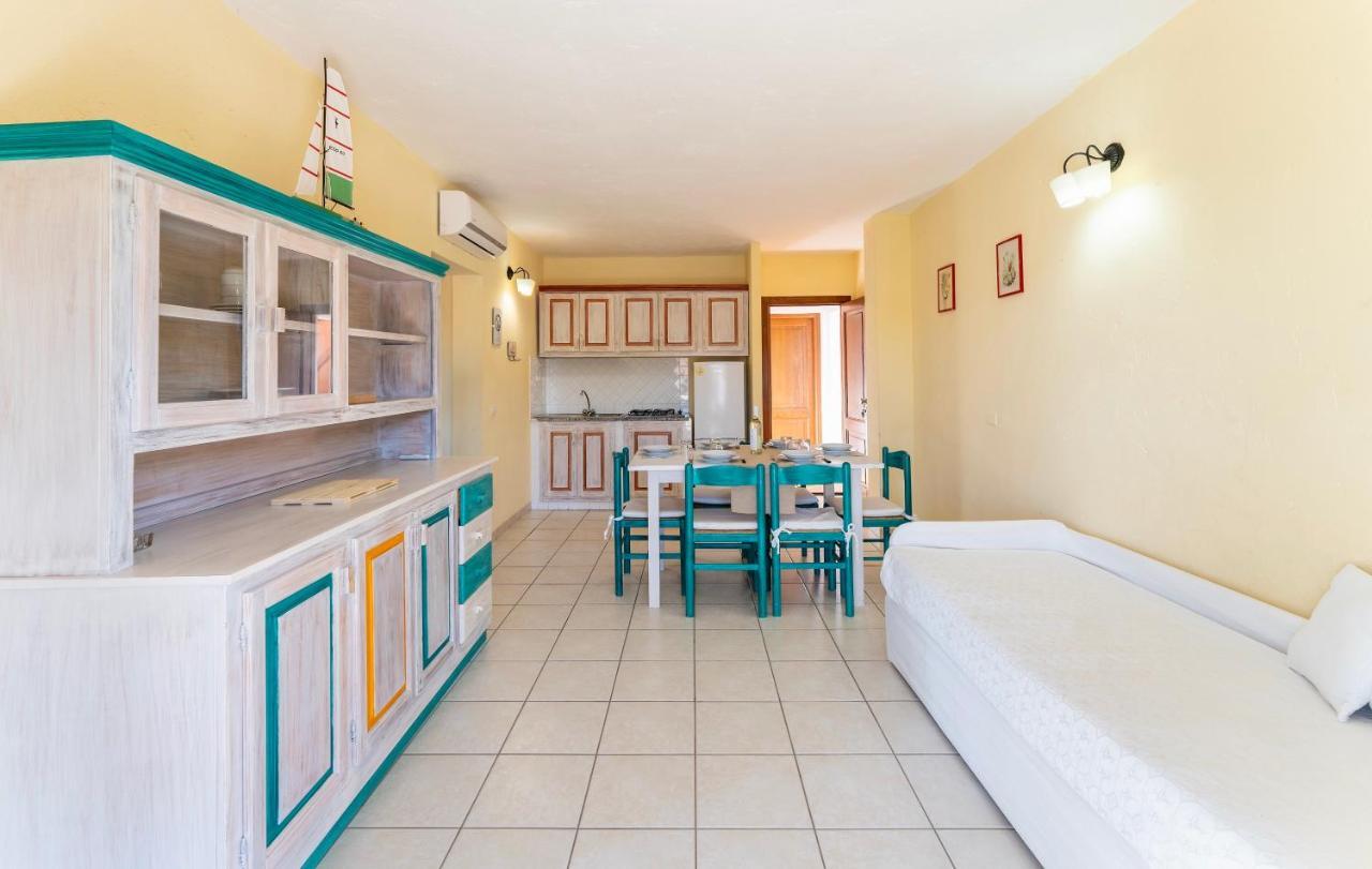 Residence A Golfo Di Marinella A 450 Mt Dal Mare Екстериор снимка