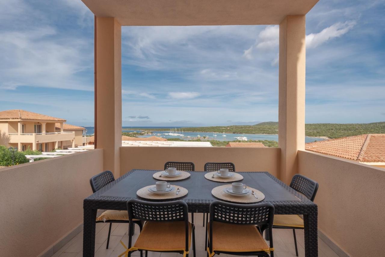 Residence A Golfo Di Marinella A 450 Mt Dal Mare Екстериор снимка