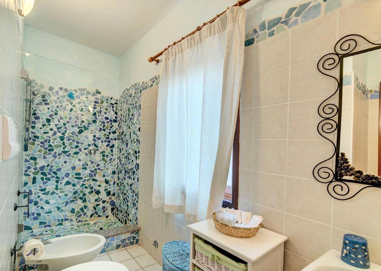 Residence A Golfo Di Marinella A 450 Mt Dal Mare Екстериор снимка