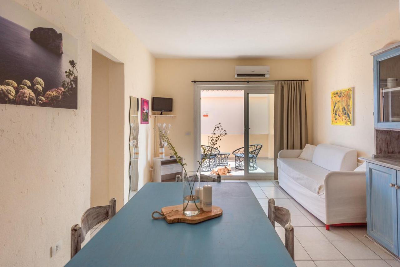 Residence A Golfo Di Marinella A 450 Mt Dal Mare Екстериор снимка