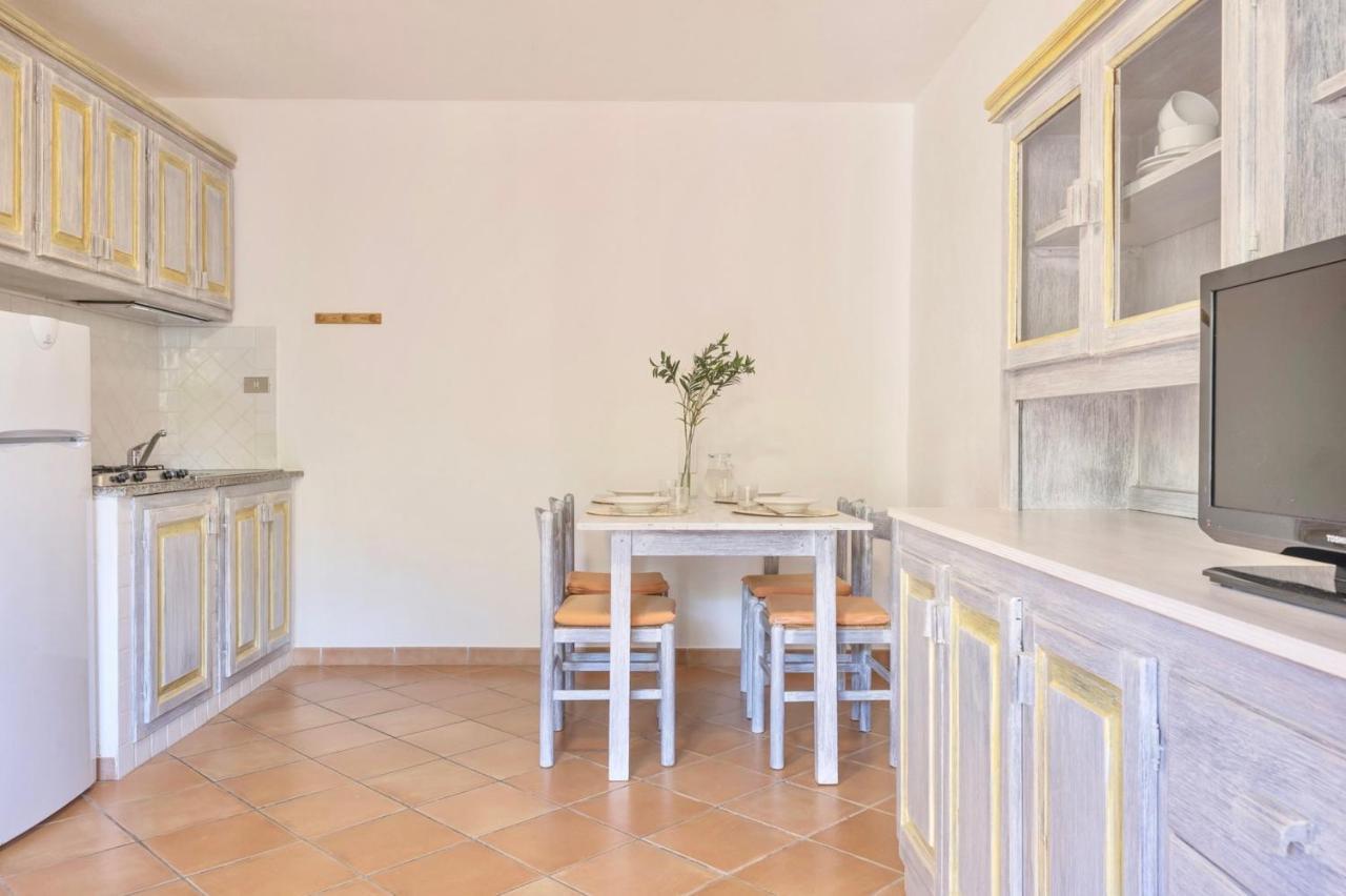 Residence A Golfo Di Marinella A 450 Mt Dal Mare Екстериор снимка